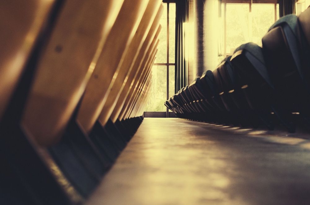 Unsplash_LectureHall_Chairs-compressor.jpeg