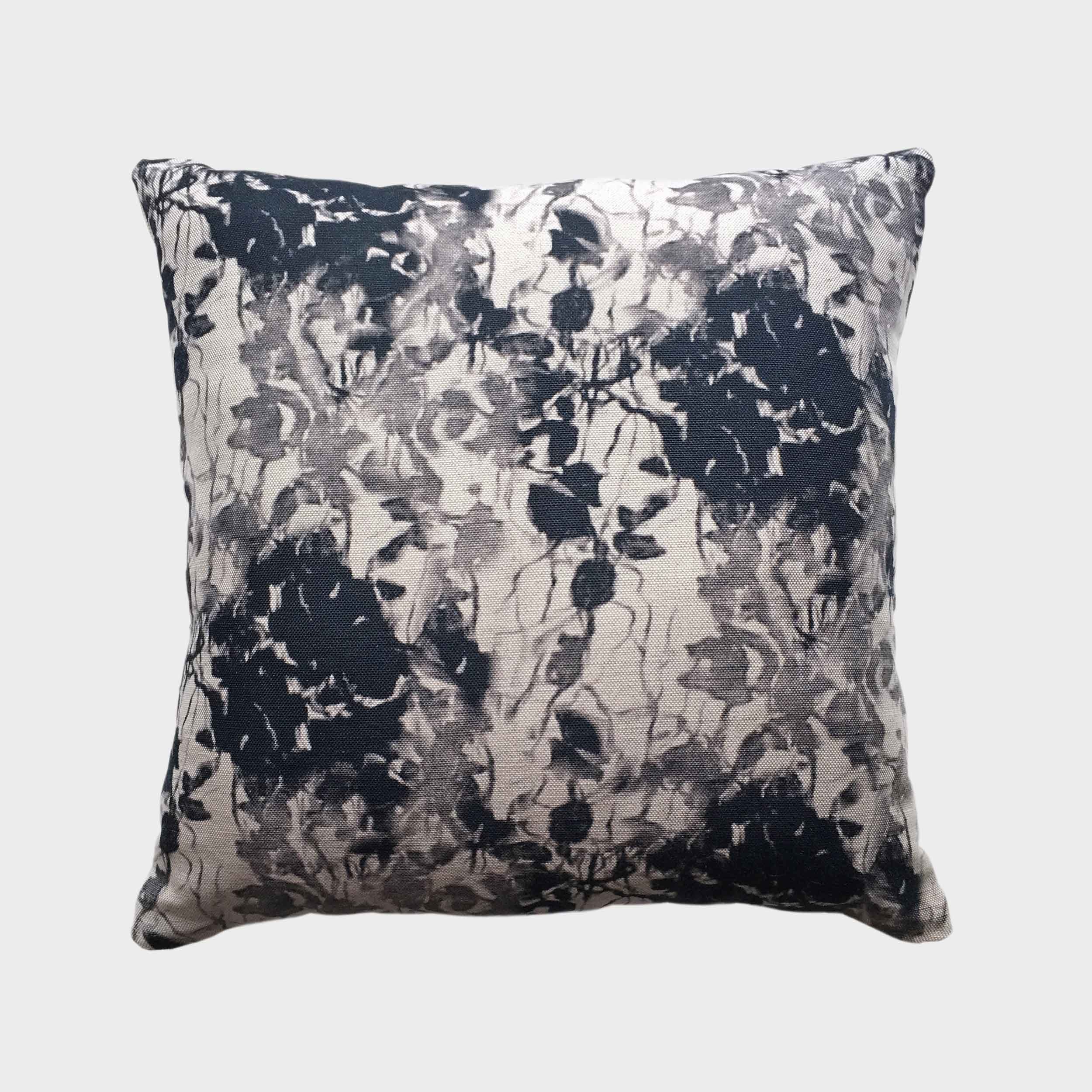 Square_Hidden_cushion-grey-back.jpg