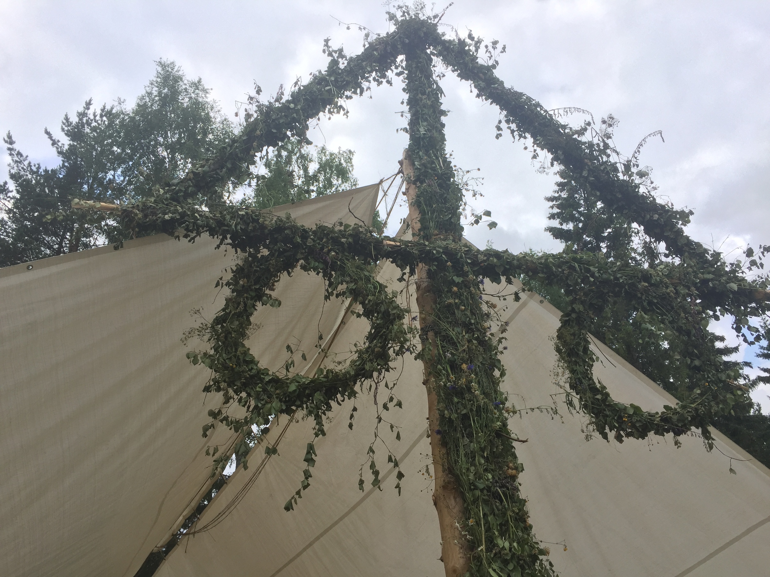 The almighty symbol for midsummer (it actually represents a penis).