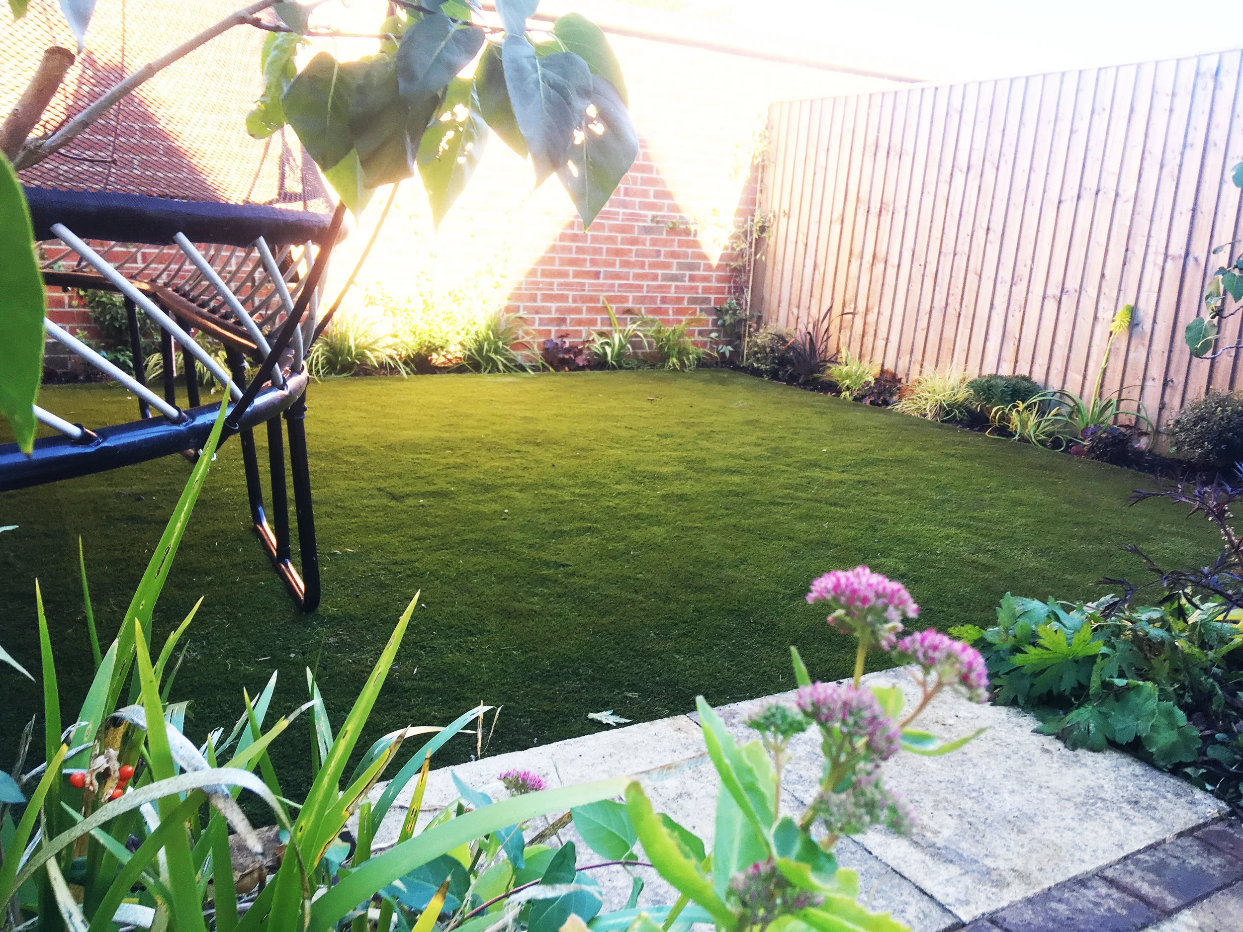 Artificial-turf-2---Gallagher-gardens---Landscaping-Oxford.jpg
