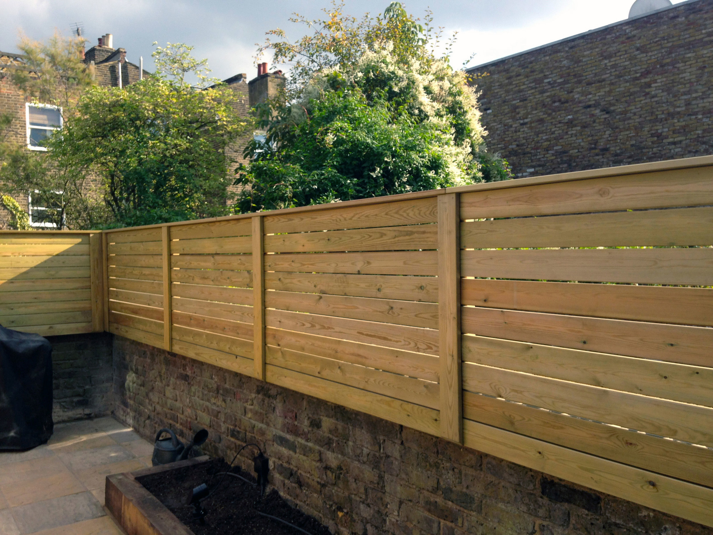 Fence-batten---Gallagher-gardens---Landscaping-Oxford.jpg