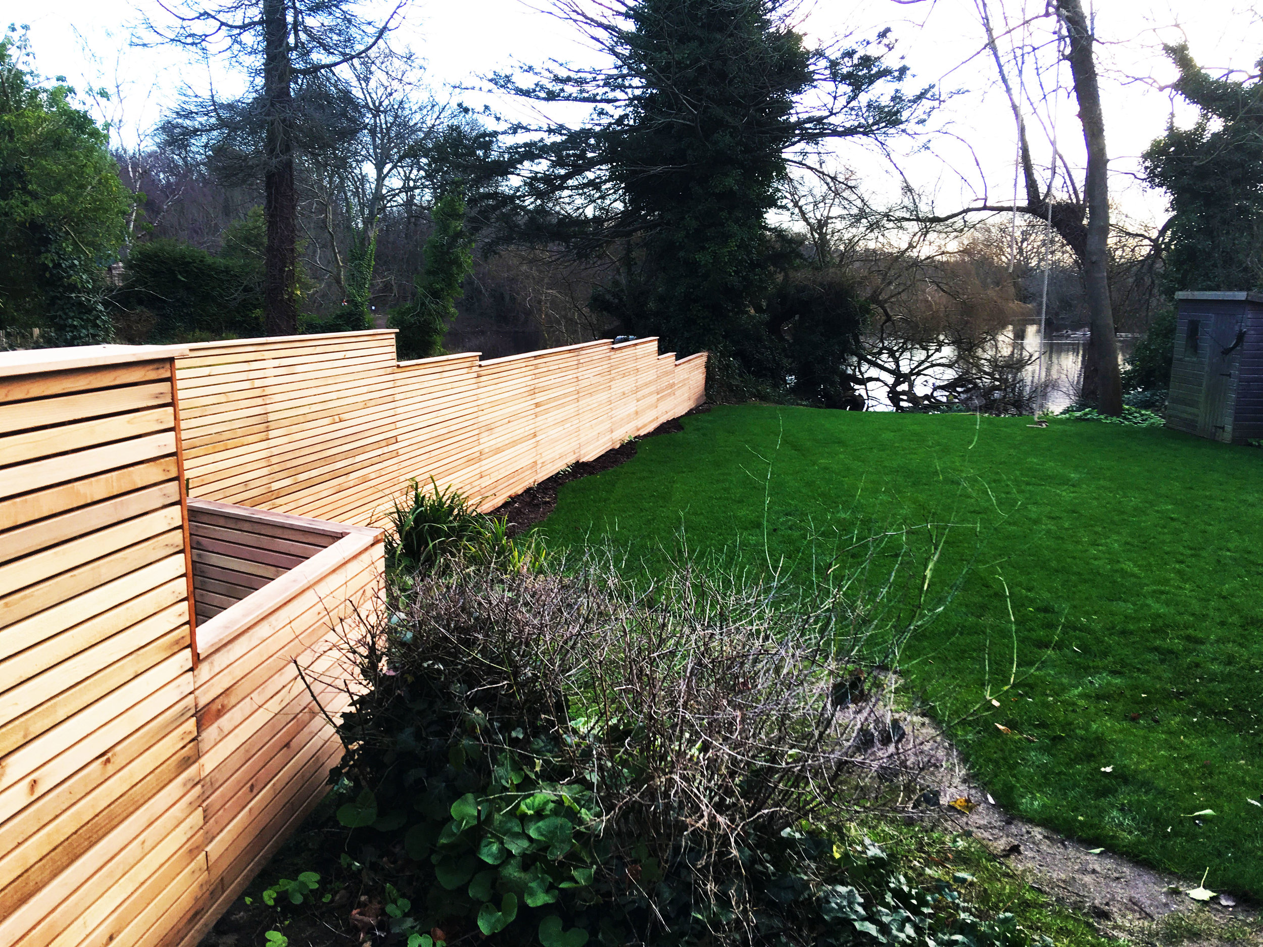 Batten-fence---Gallagher-gardens---Landscaping-Oxford.jpg