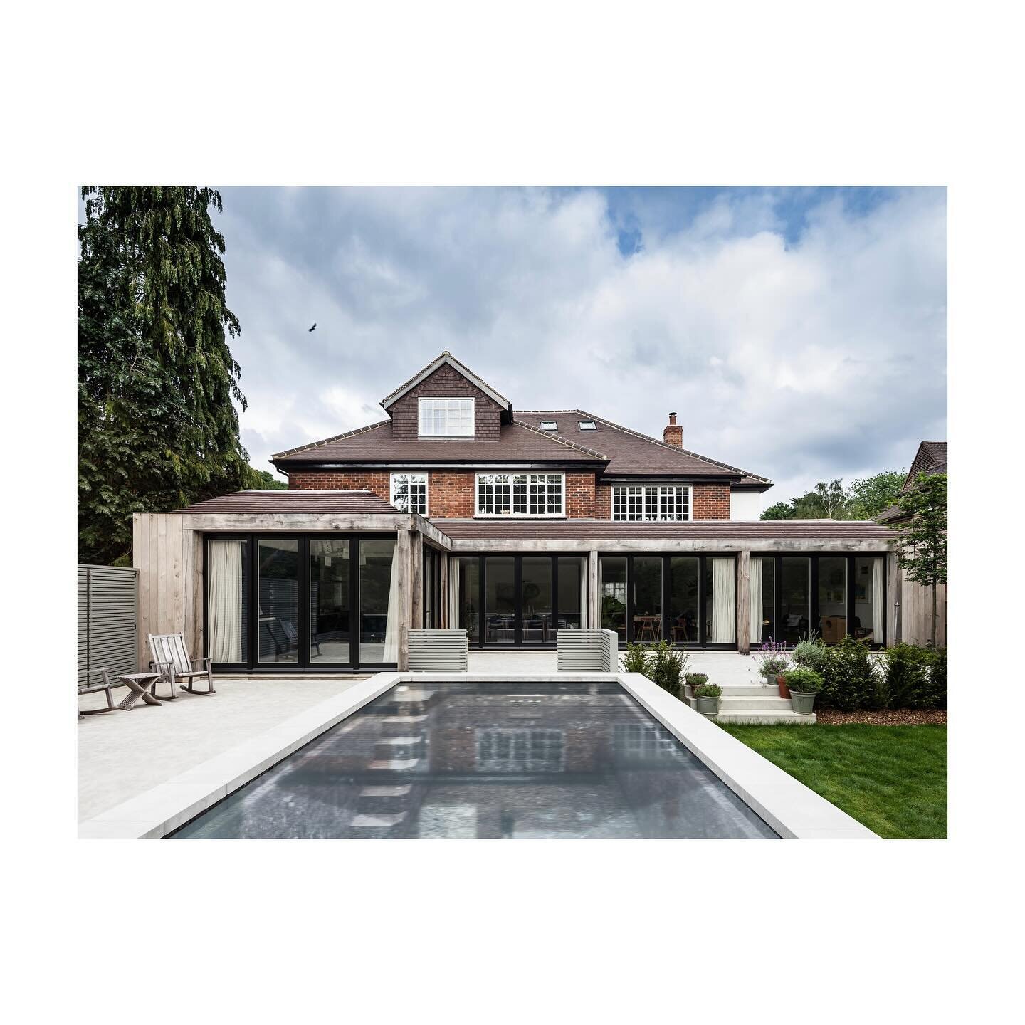 MJ Residence, South West London 

#architecture #design #remodel #newbuild #details #interiors #materials #homedesign #concrete #bespoke #contemporary #architecturalphotography #building #construction #uk #photography #minimal #extension #refurbishme