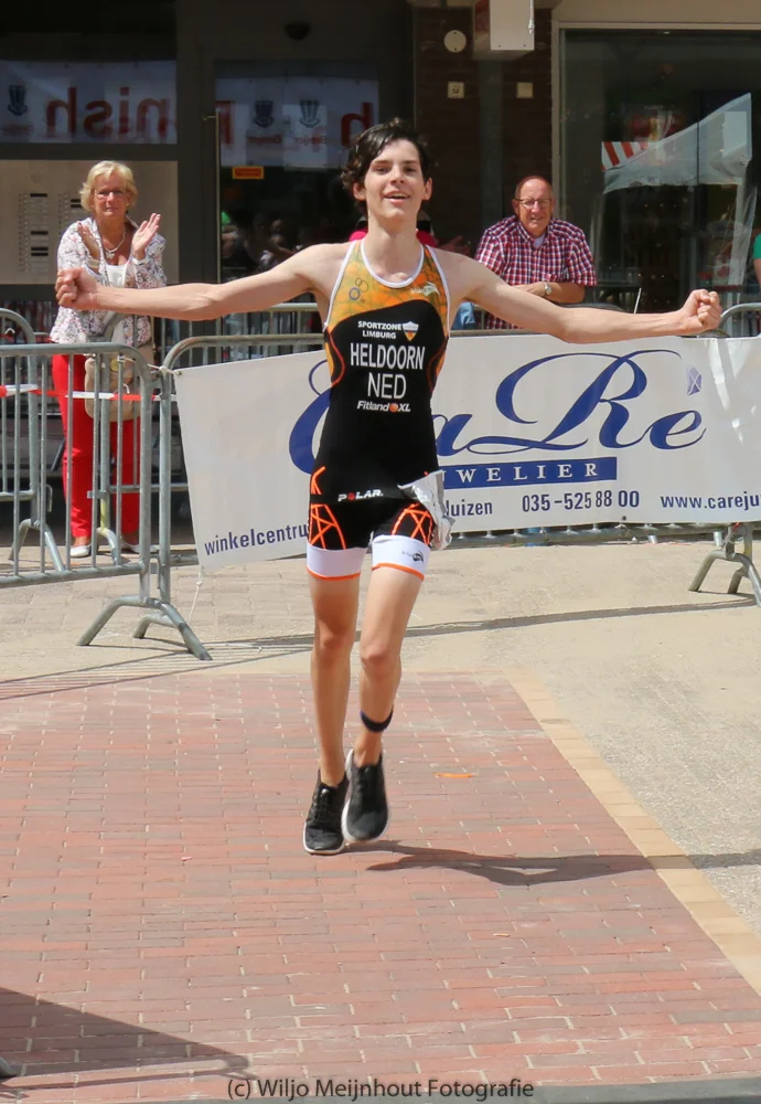 Niek Heldoorn, winnaar van de 1/8 Oostermeent Triathlon in Huizen 2014