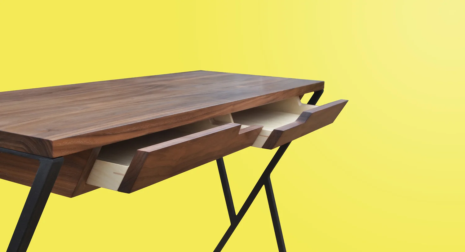 YK desk- ©2017 Arostegui Studio