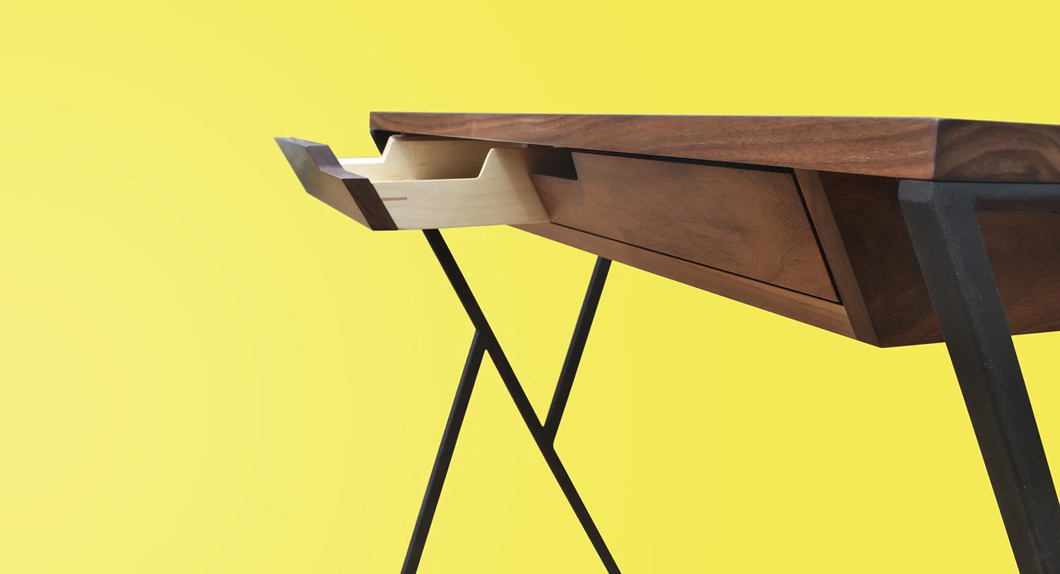 YK desk- ©2017 Arostegui Studio