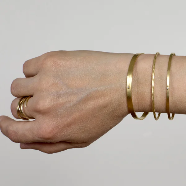 Goldbracelets_live.jpg