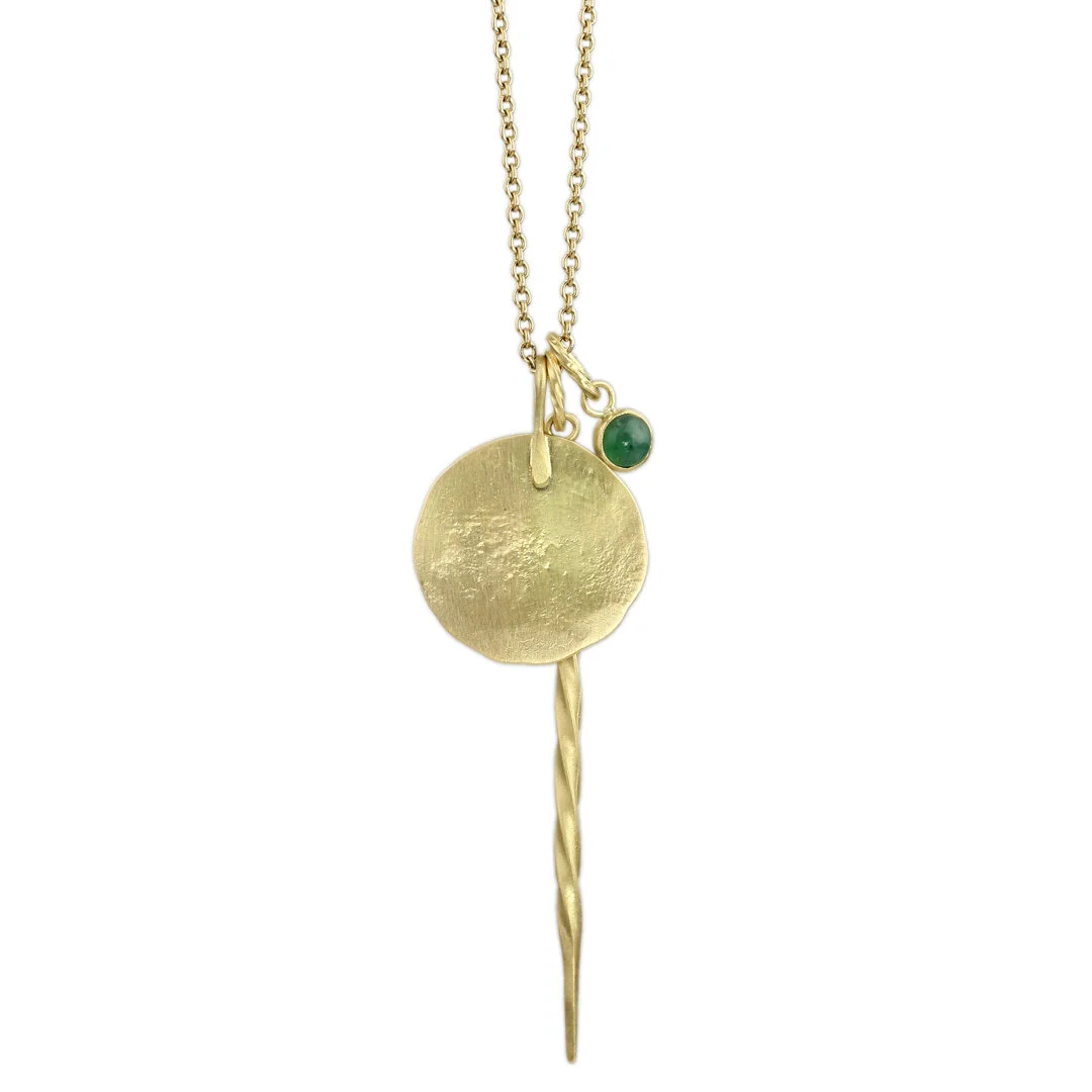 ClusterLargeParchmentDisk18kSpireEmerald30%22GoldChain.jpg