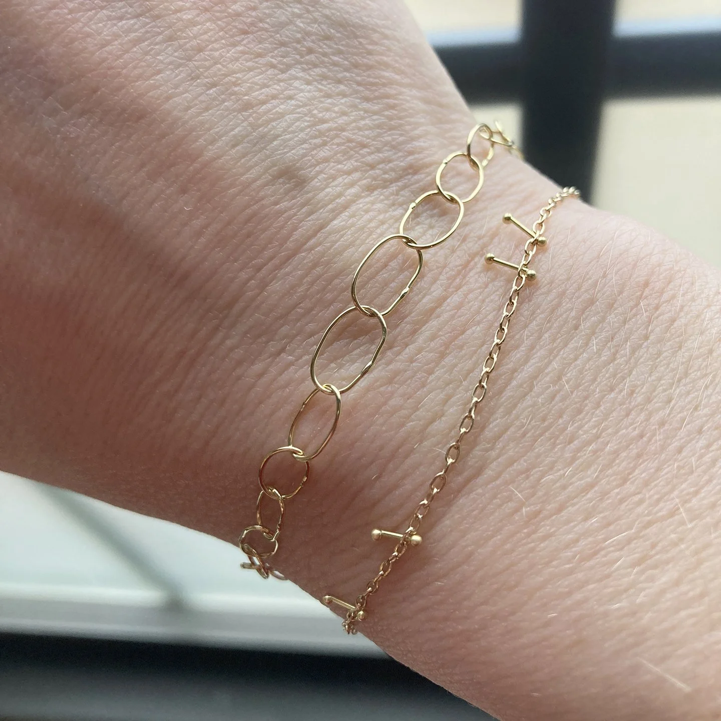 PinnedBraceletHandmadeChain18k_onwrist.jpg