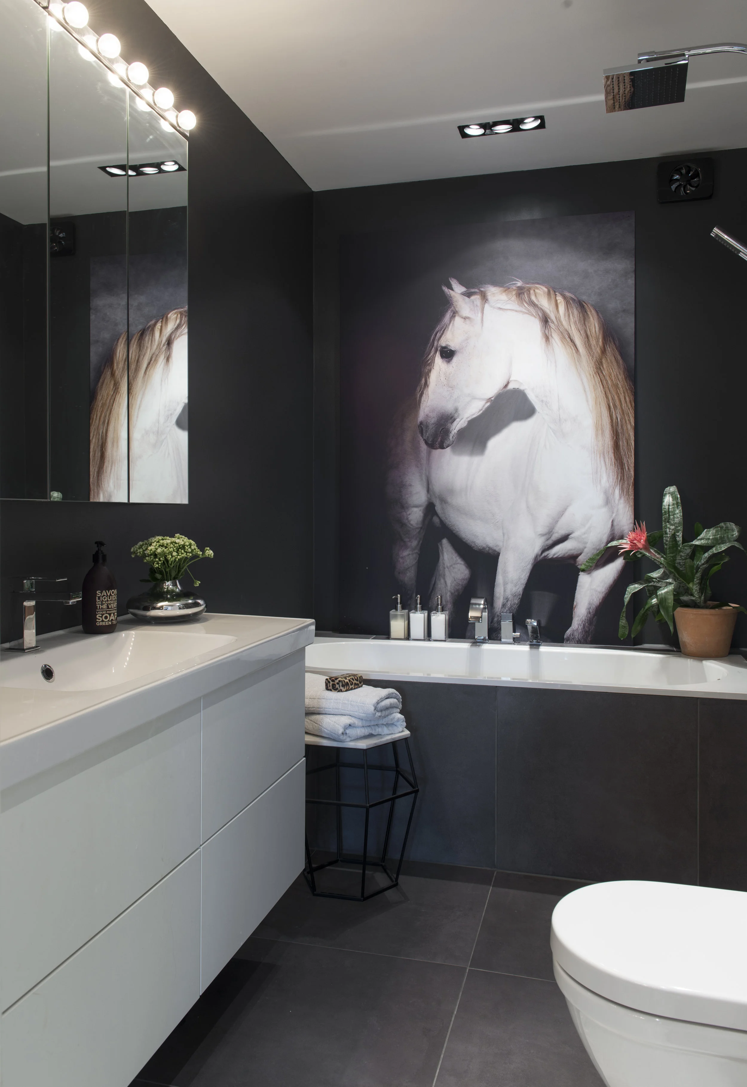  PUBLICED IN:  BONYTT   FOTO: ESPEN GRØNLI 