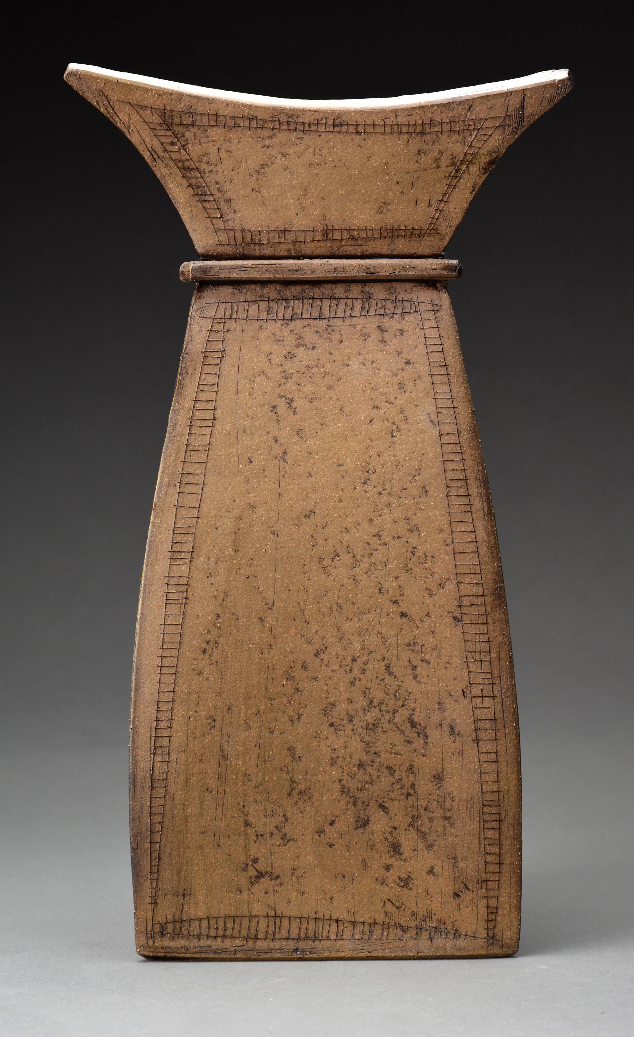 edited brown vase-1.jpg