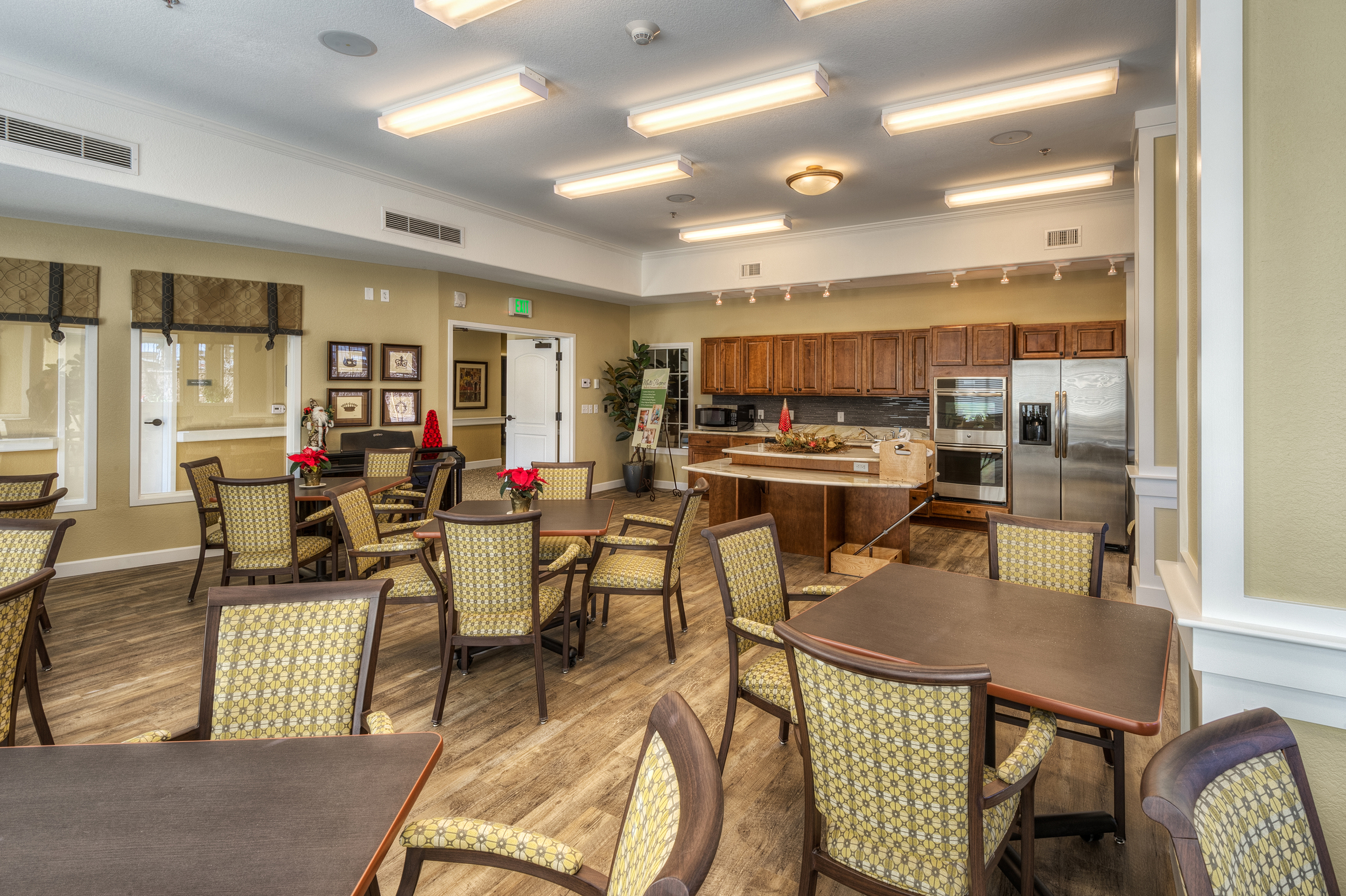 Highpointe Senior Living_106t.jpg