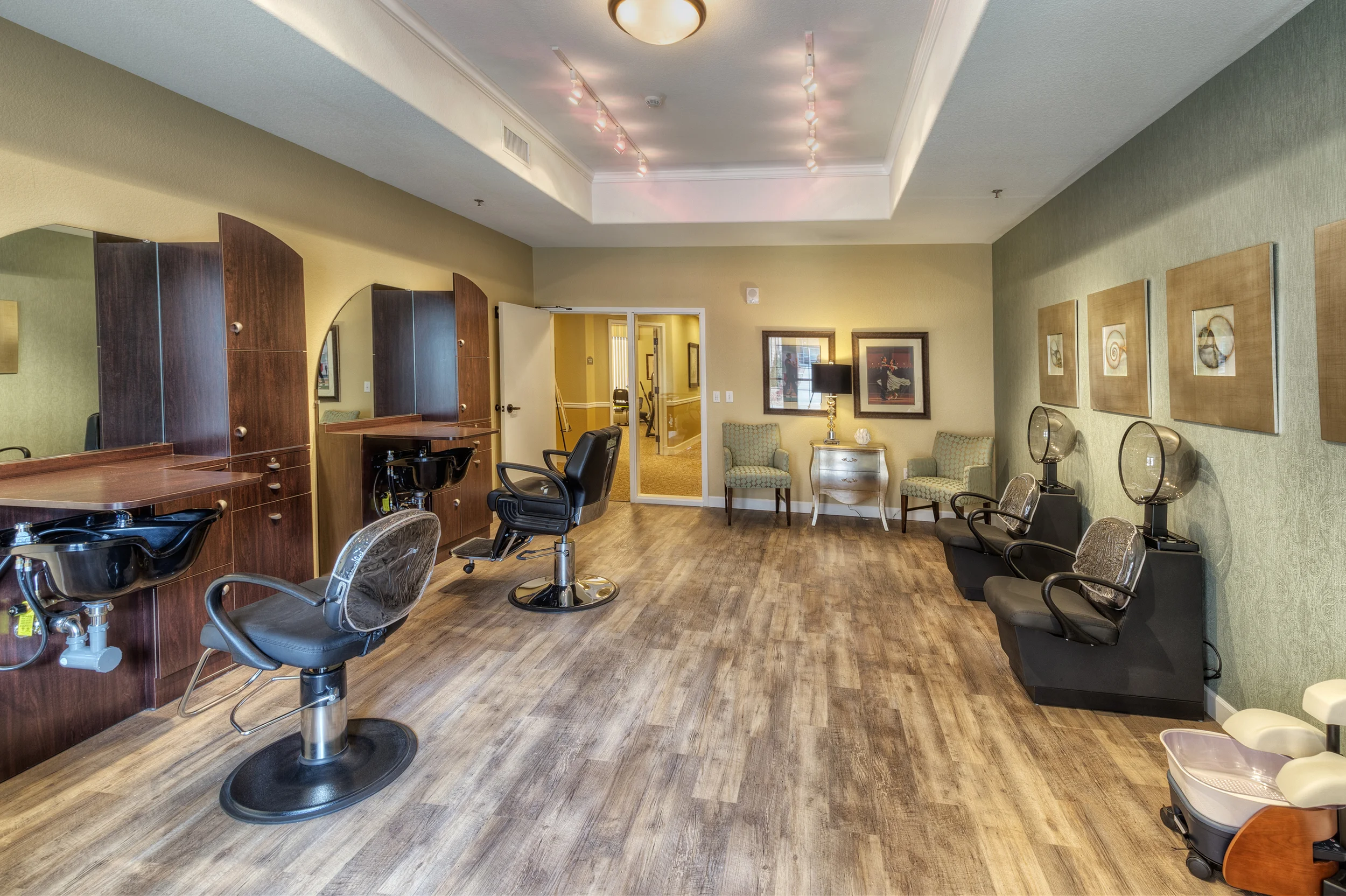 Highpointe Senior Living_183t.jpg