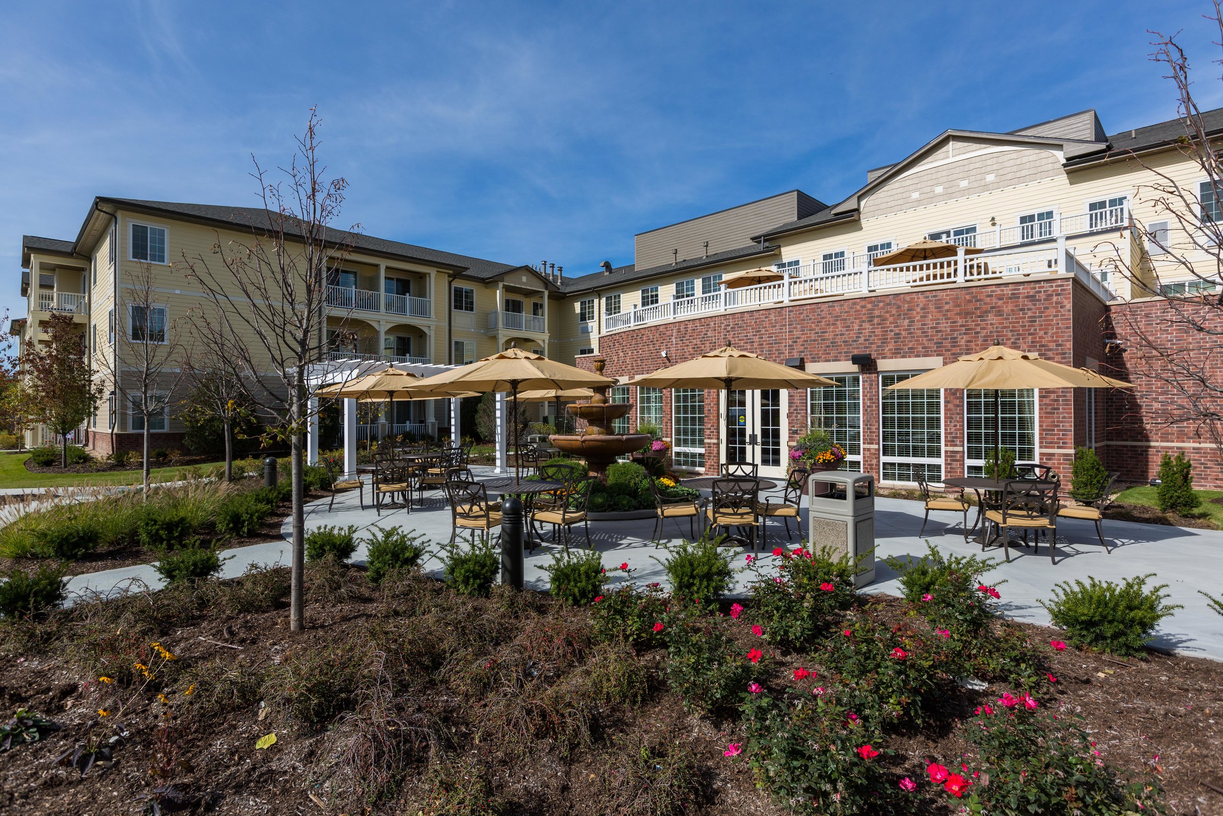 Green Oaks Independent Living, Assisted Living & Memory Care Patio.jpg