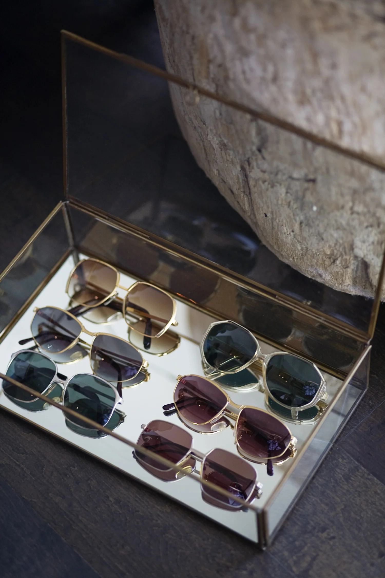 sunglass.jpg