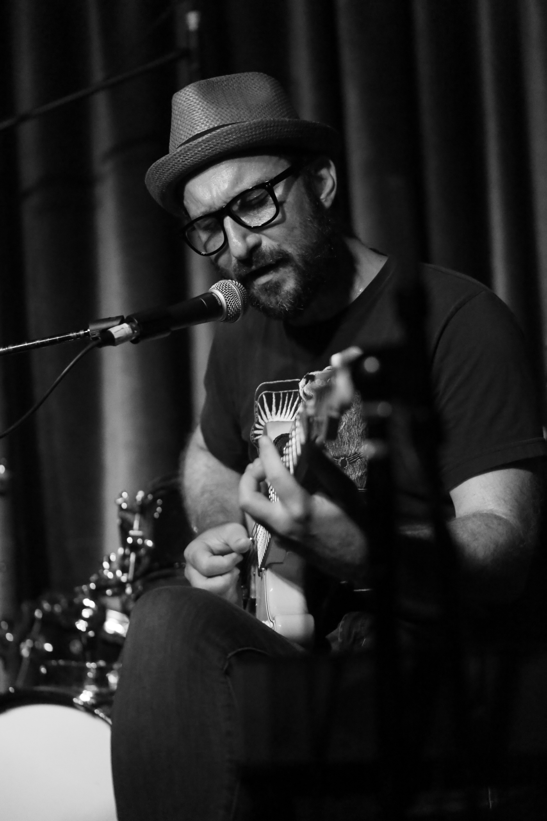 Mike Vitale live at Hotel Cafe on July 2nd 2018