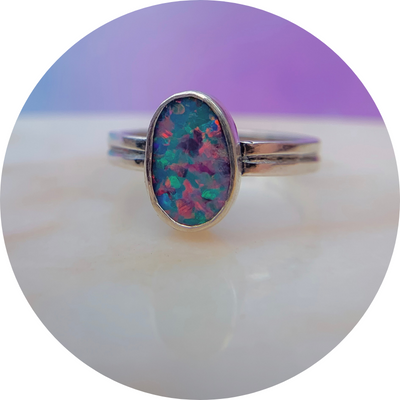 Why do opals change color?