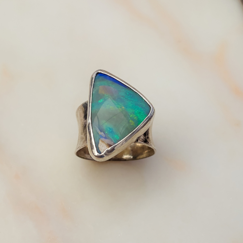 Point Taken opal ring. Size 8.25.