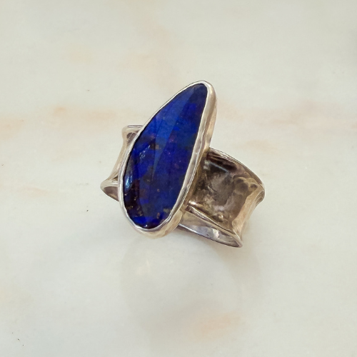 Notable opal ring. Size 9.