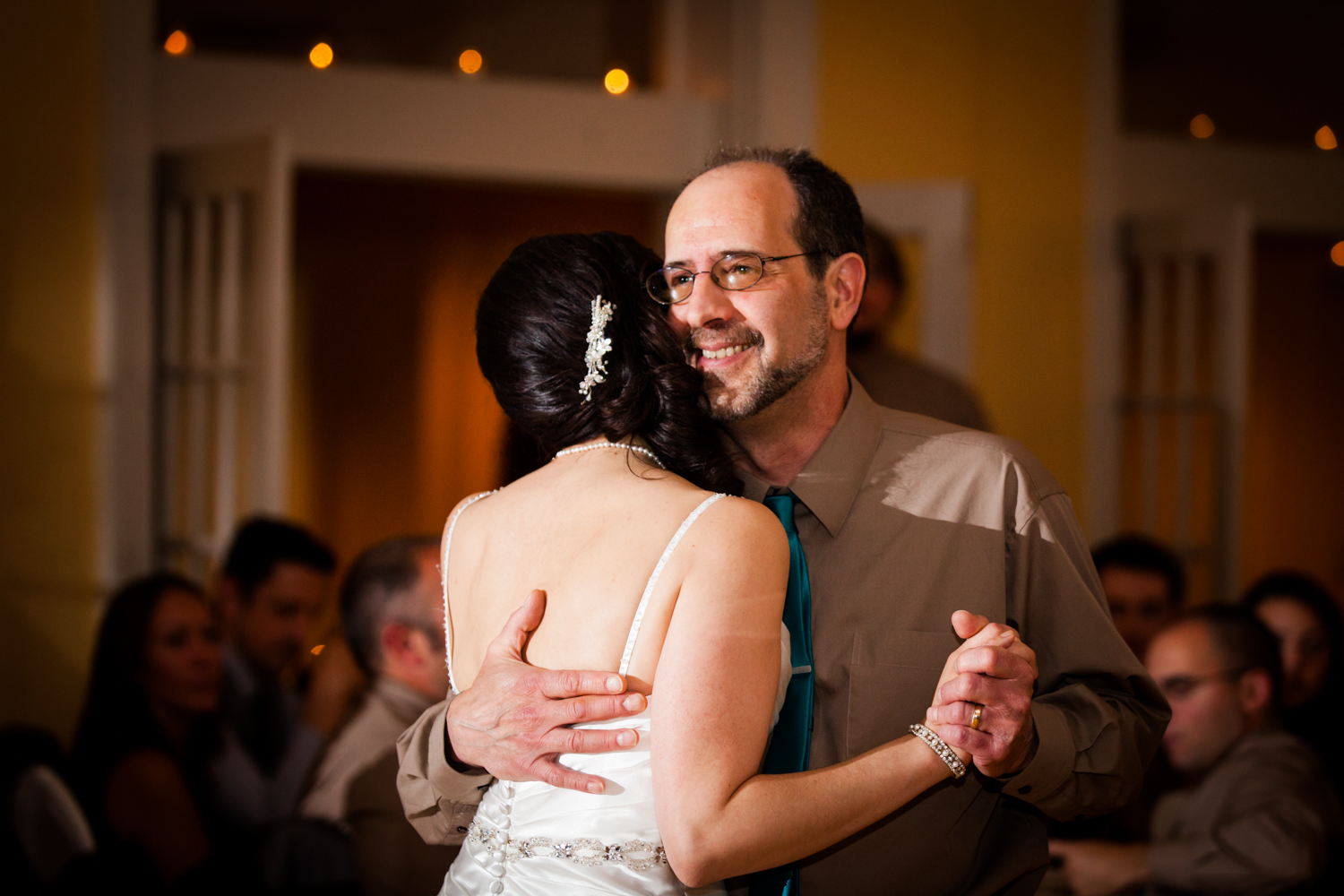  Father and daughter share a dance at Bellevue Country Club 