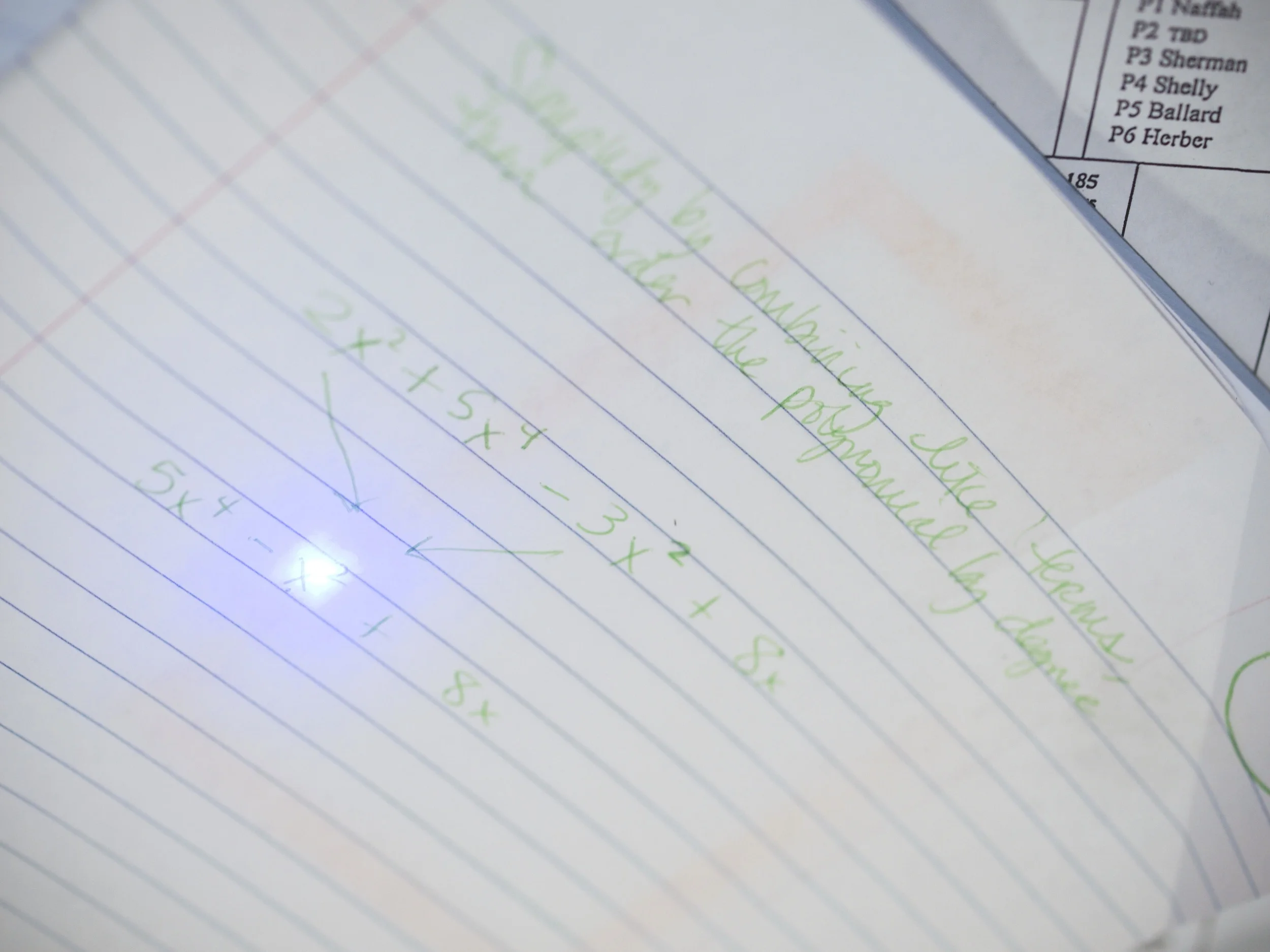 Highlighting common factors in quadratic equations