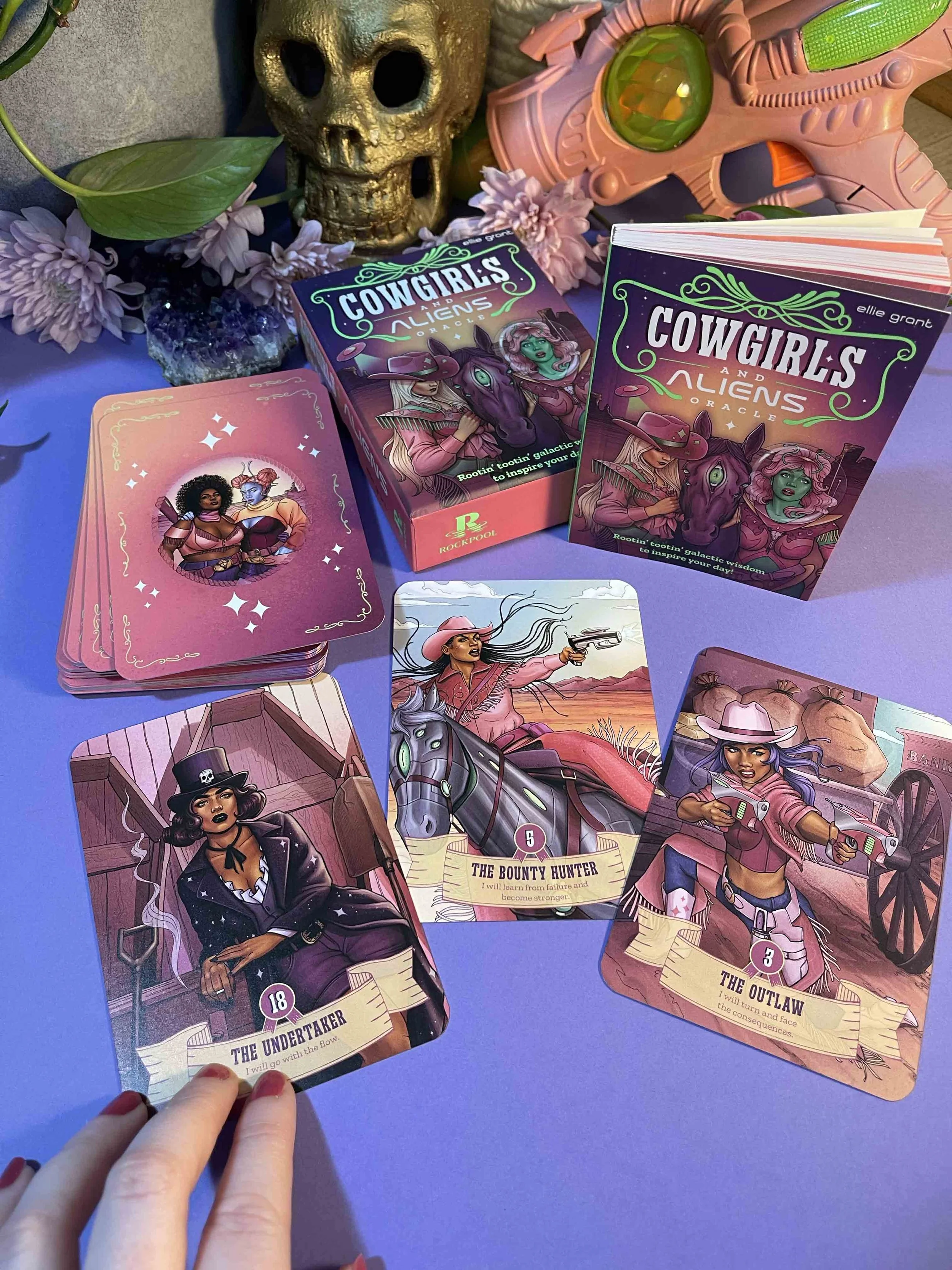 Using the oracle cards for inspiration using a "Creative spread'