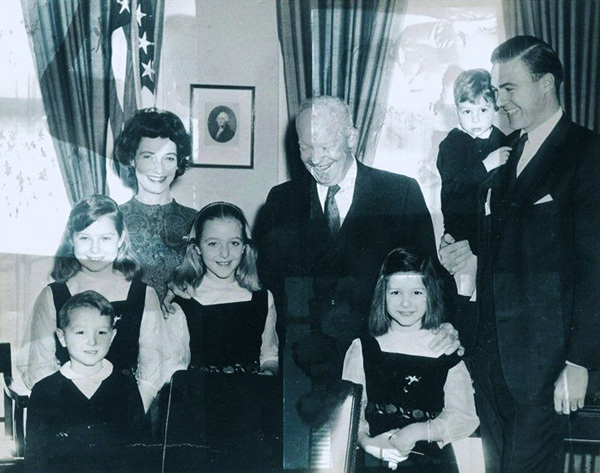 Our-family-with-President-Eisenhower-.jpg