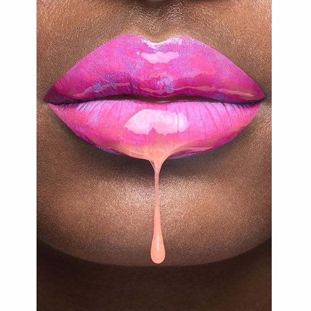 Drip drip... more of that #wet #gel look from @makeupwithanattitude - my favorite from the series. .
.
.
.
.
#pinklip #dripdrop #macro #beauty #glossy #neon #pink #orange #tuesdays