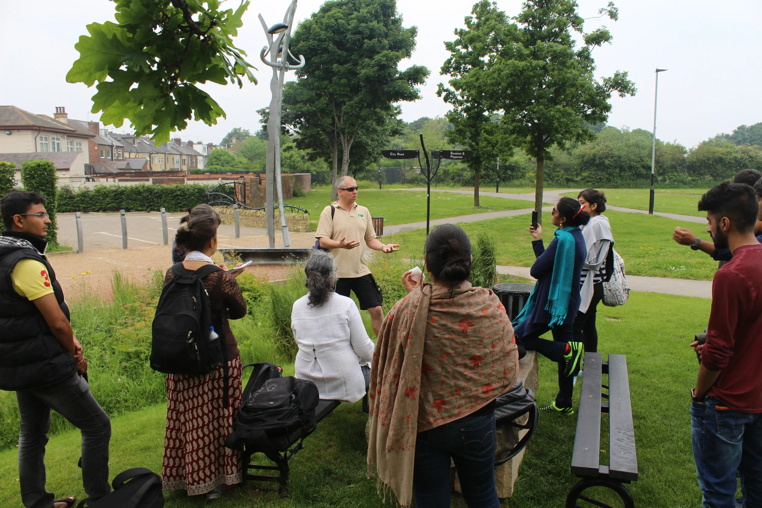 Brett sharing his enthusiasm and passion for landscape with Indian students and staff from CEPT University, June 2016. 