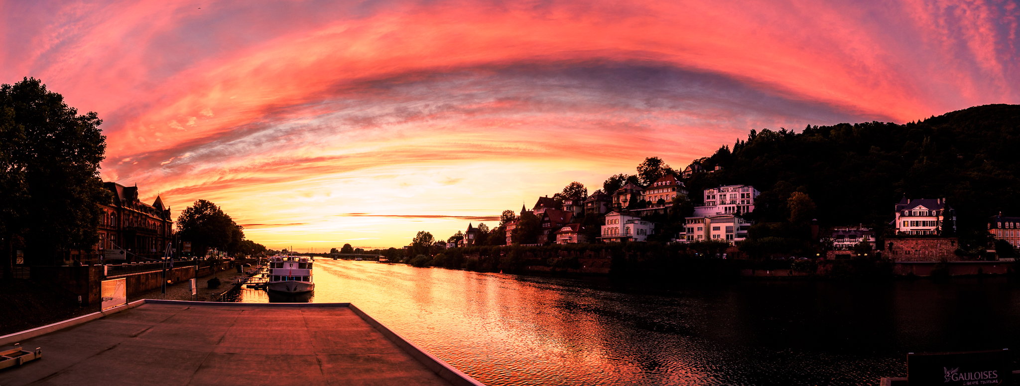 150924-IPad-20150924-_PS44288-Pano.jpg