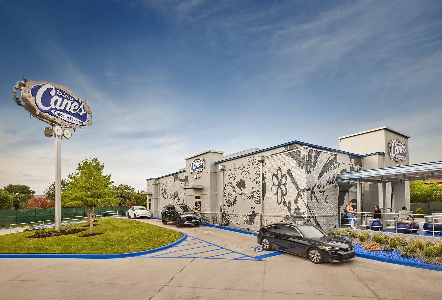 Exterior-Restaurant DriveThru Day.jpg