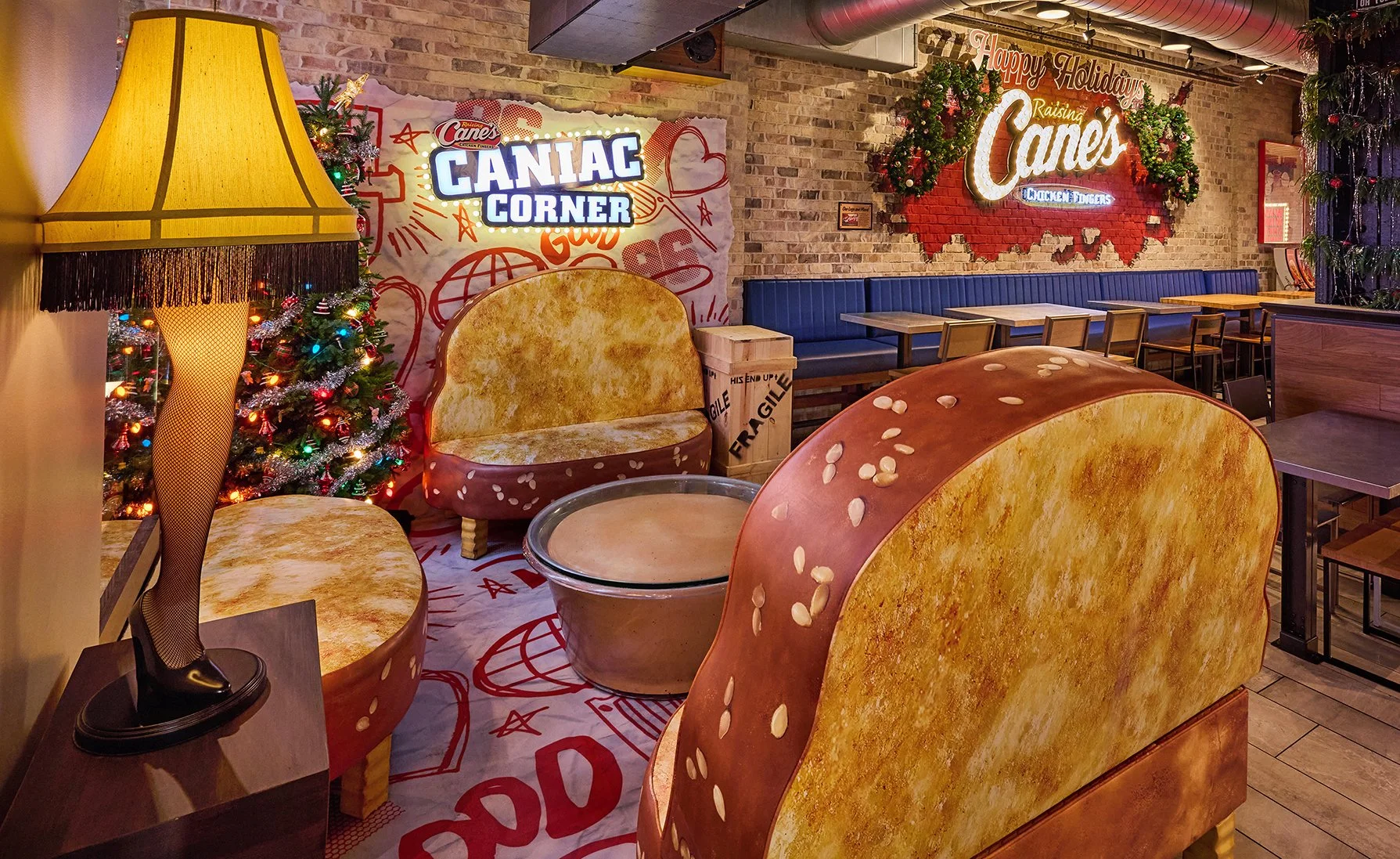 Raising Canes Holiday Caniac Corner_02.jpg