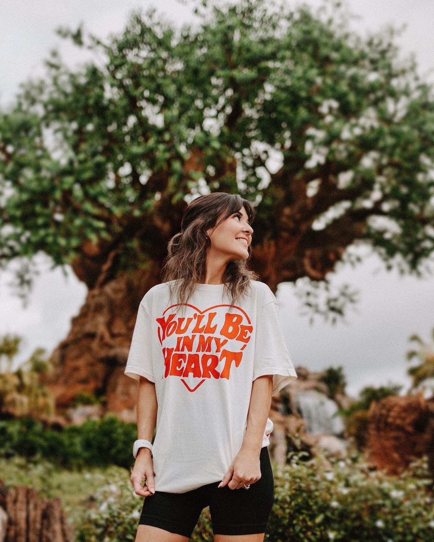 I booked an entire Disney vacation to take these photos of my Princess and it was worth every penny 😍

#disney #disneyworld #thelostbros #disneygram #disneystyle #disneyfit #animalkingdom #animalkingdomdisney #disneyvacation #disneyvacationplanner #