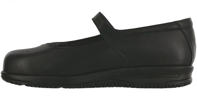 _clareblackblackweb_2.jpg,