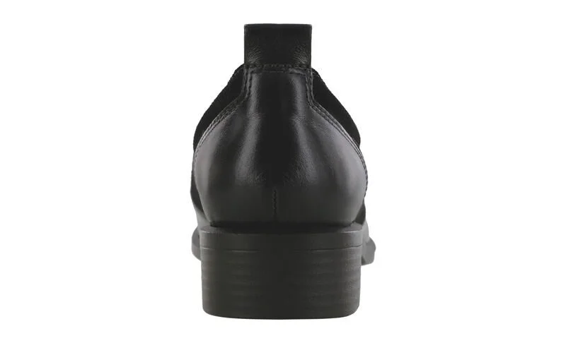 SaddleBlack_6.jpg