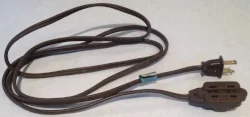 NEMA-1_extension_cord.jpg