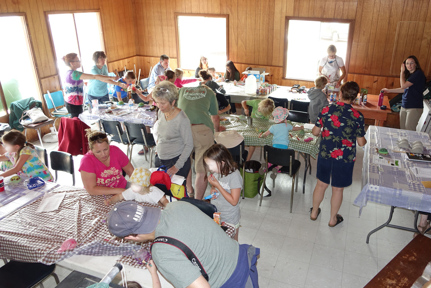  crowd at the craft workshop 