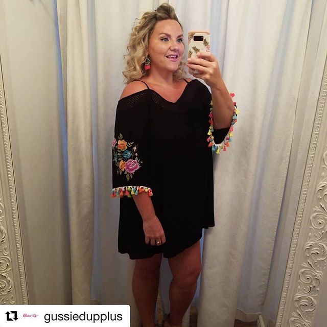 Happy birthday to lovely Victoria from @gussiedupplus 
May your new year be full of colourful tassels, summer vibes, statement pieces all year round.  So grateful for our friendship 💜🍉⚾️🎉🌴🎈🎀
#gussiedupplus #happybirthday #tasselsfordays #colour