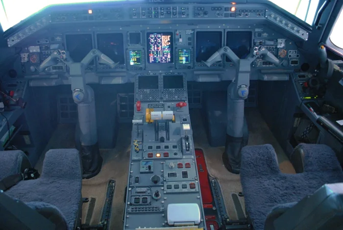 n6gd_cockpit.jpg