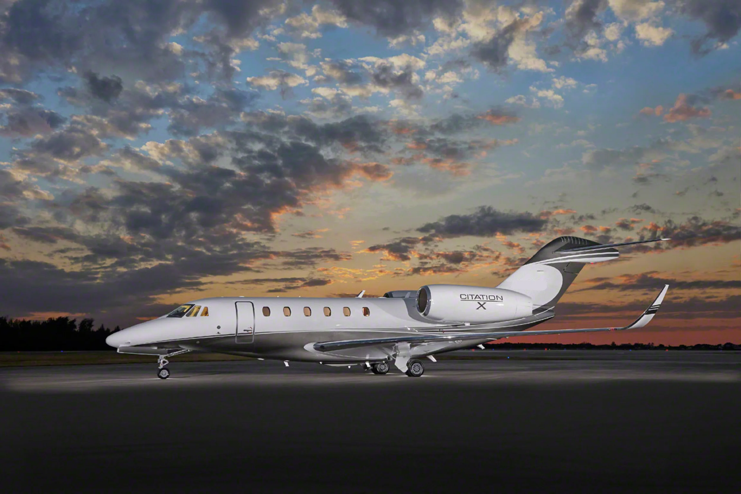 The super midsize is based at William P. Hobby Airport (HOU) in Houston, Texas, and can take up to nine passengers anywhere in the country and beyond.