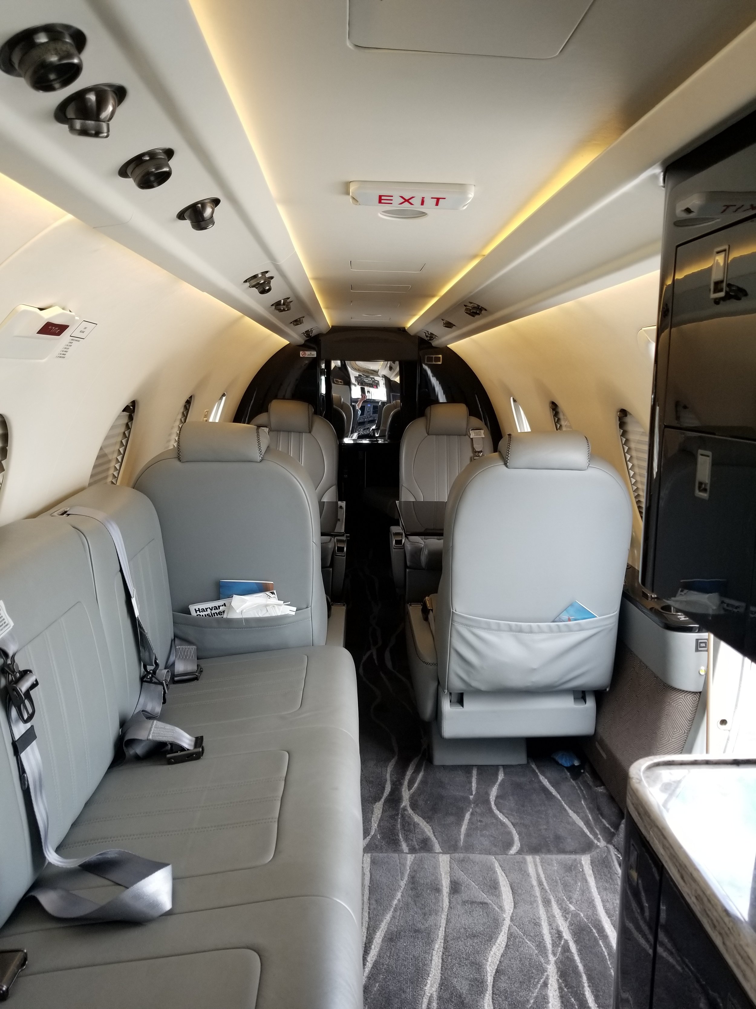 N548KK Interoir 3.jpg