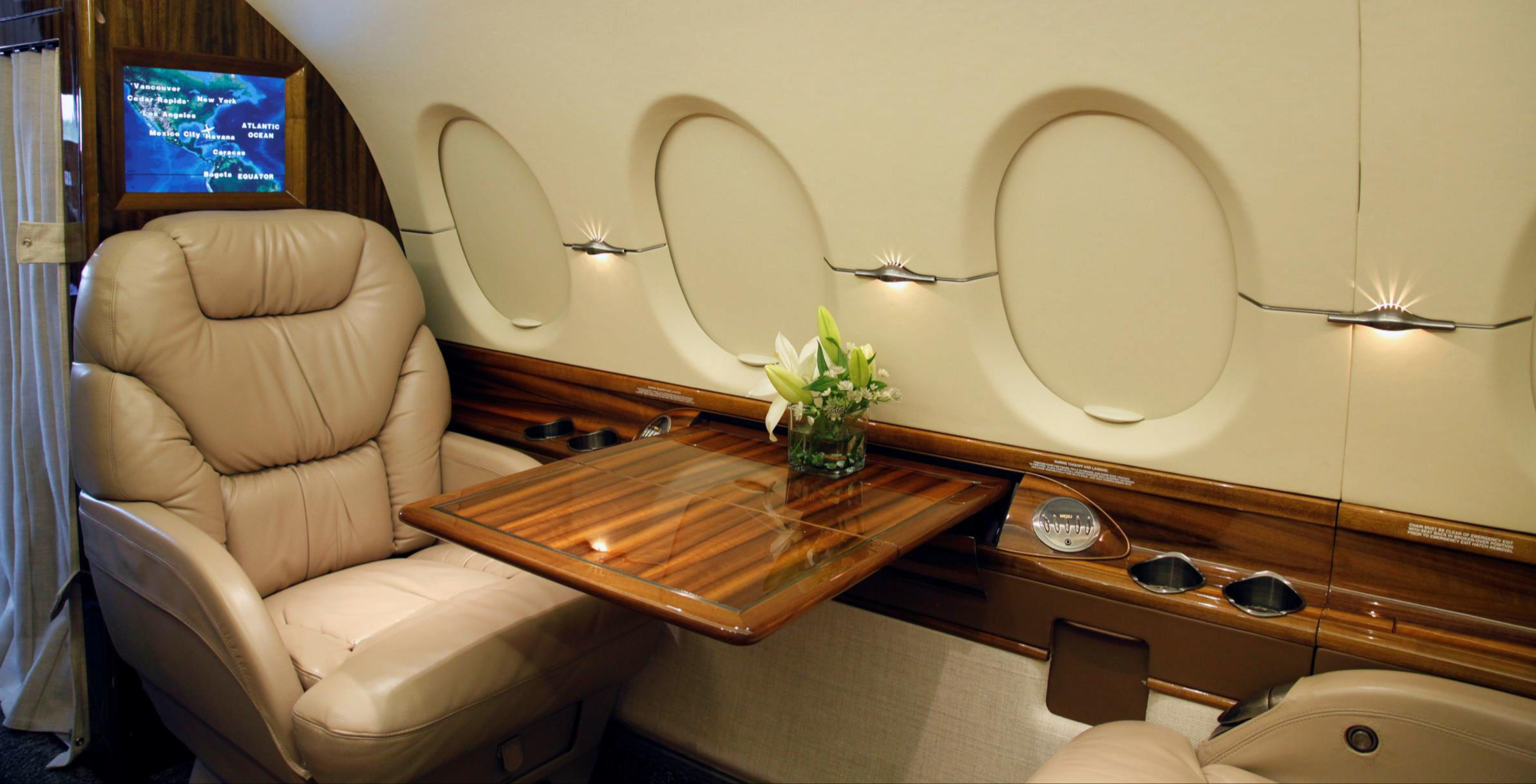 N718AA Interior 3.jpg