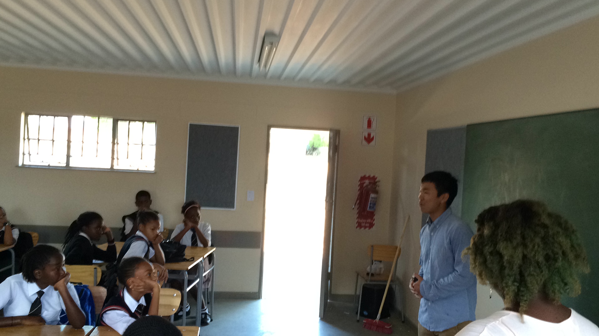 Kosei motivating the youth to follow their goals