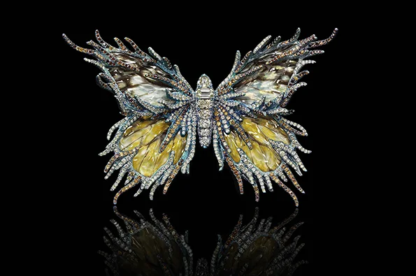 Wallace Chan "Bright Star, Forever Dancing Series” brooch.
