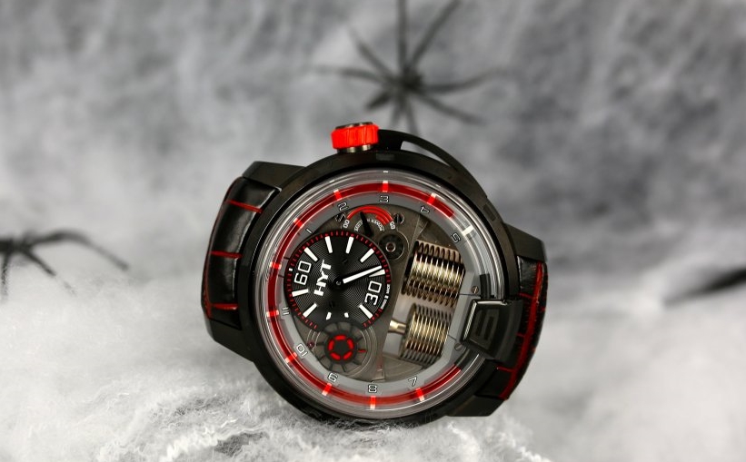 hyt-h1-dracula-watches-chicago-4.jpg
