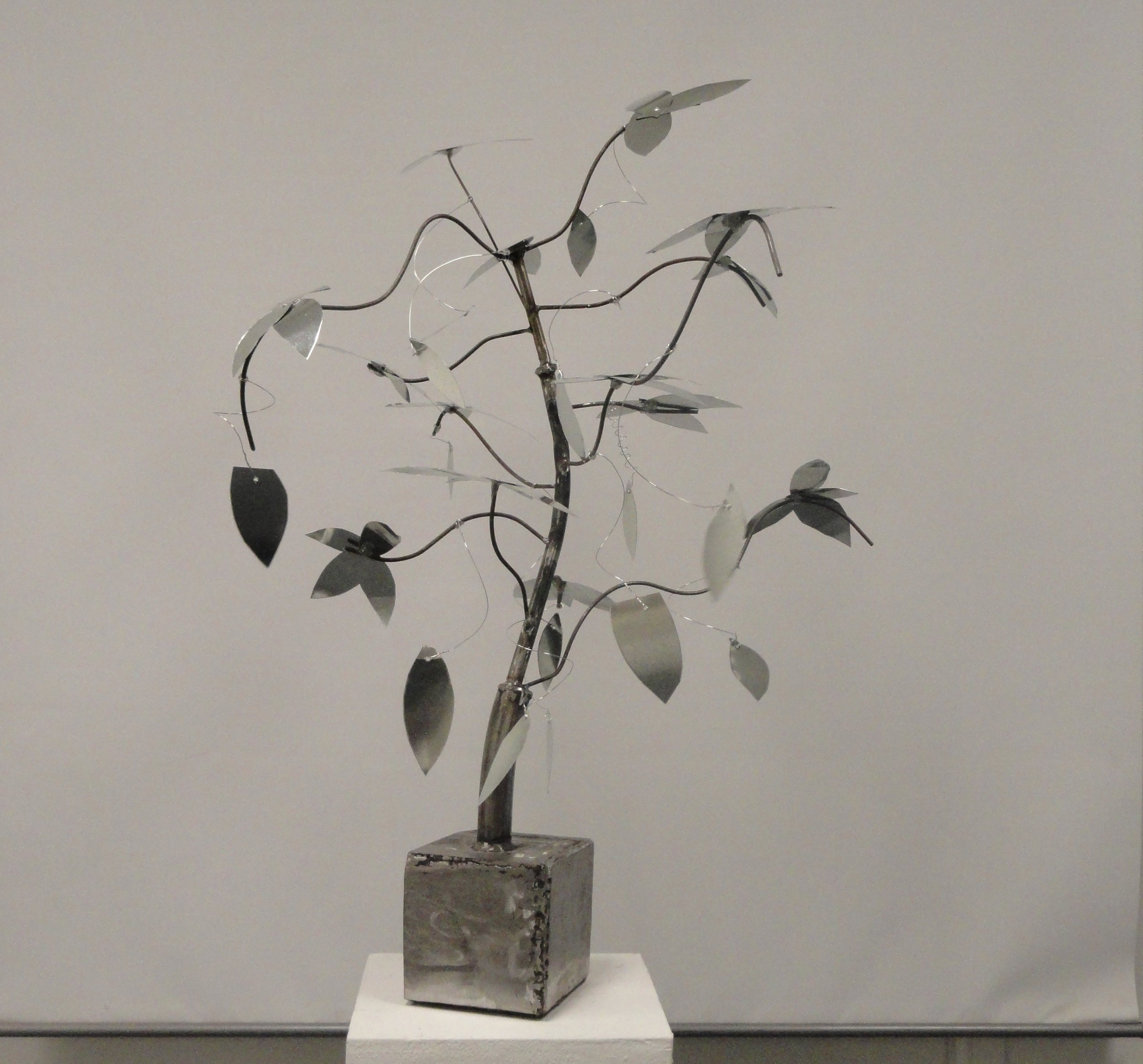 Organic Forms Project Sculptural Processes 30” x 36” x 30” steel, aluminum 2013