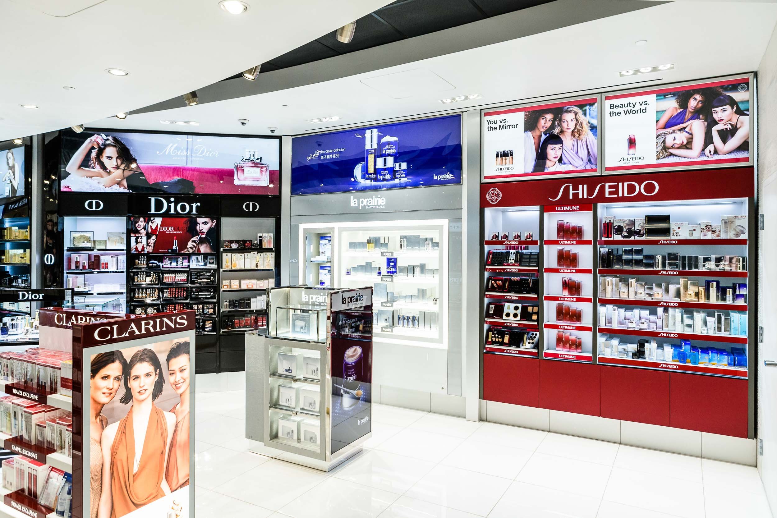 www.jdavidbuerk.com - Retail and Architecture - 015 - Duty Free Americas - 2016 10 04 IAD (48 of 56) (IMGL5163).jpg