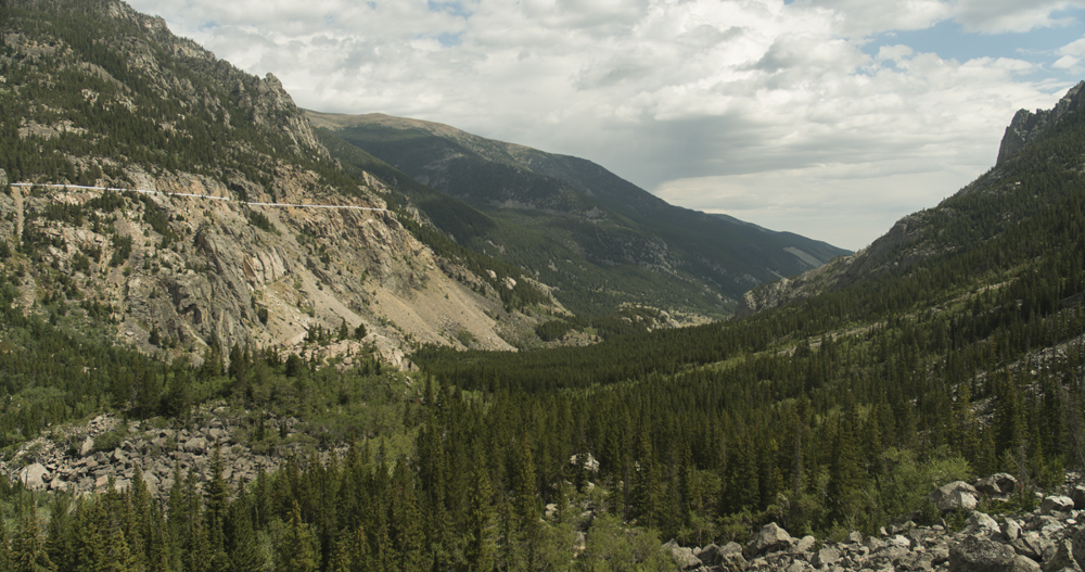 The valley leading up to Mystic Lake