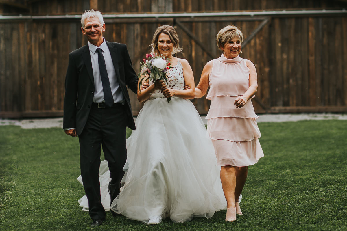 Calgary-Photographer-Boho-Shylynn-Ranch-Wedding-59.jpg