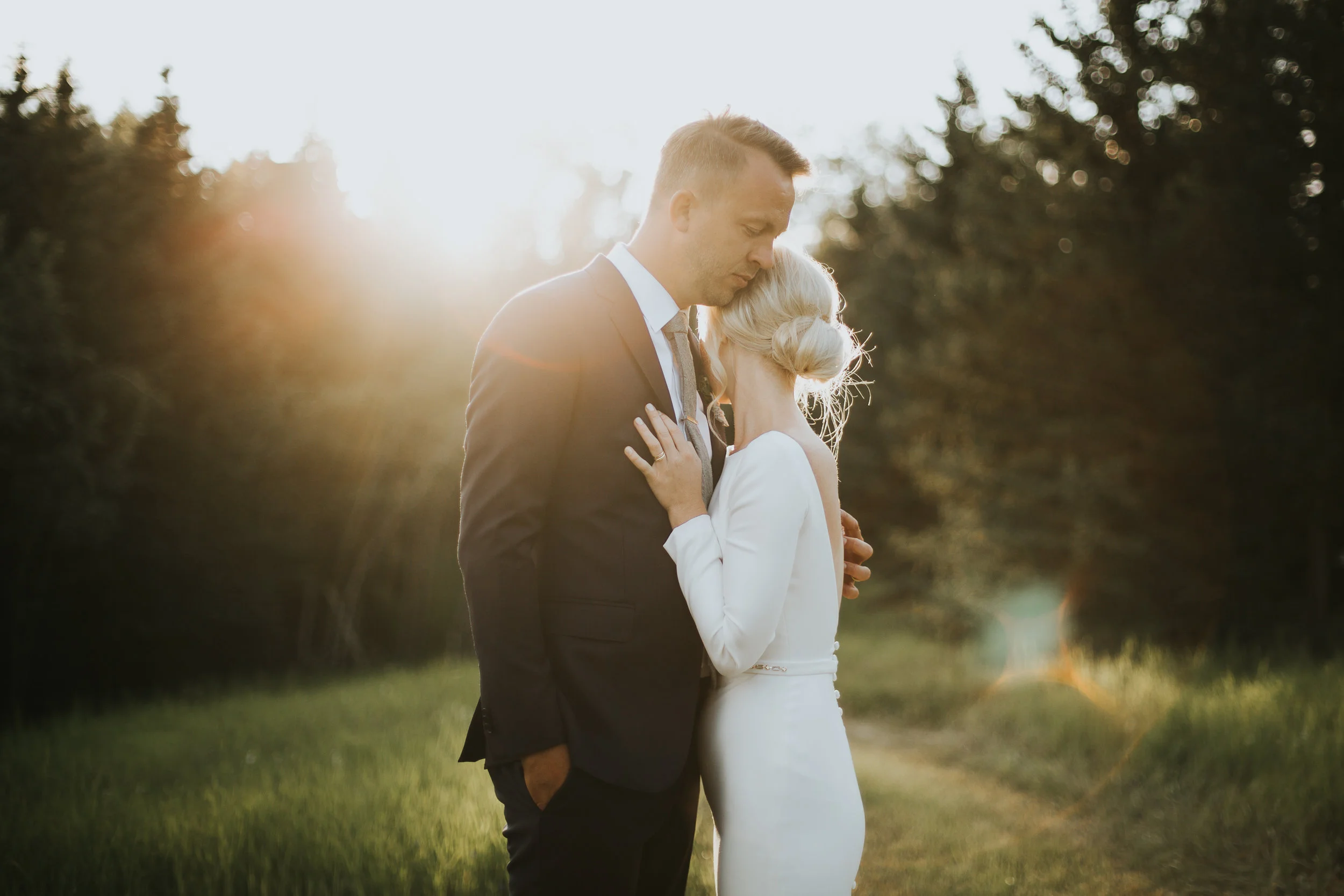 Calgary-Intimate-Wedding-Photographer